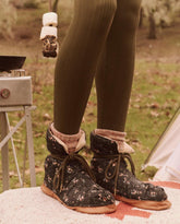 Accessories | Women The Great. The Down Quilted Puffer Slipper. Wilderness Floral And Powder Pink