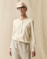 Long Sleeve Tees | Women The Great. The Recycled Rib Slim Henley. Snow