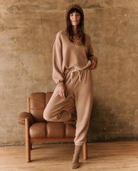 Pants | Women The Great. The Fleece Stadium Sweatpant. Fawn