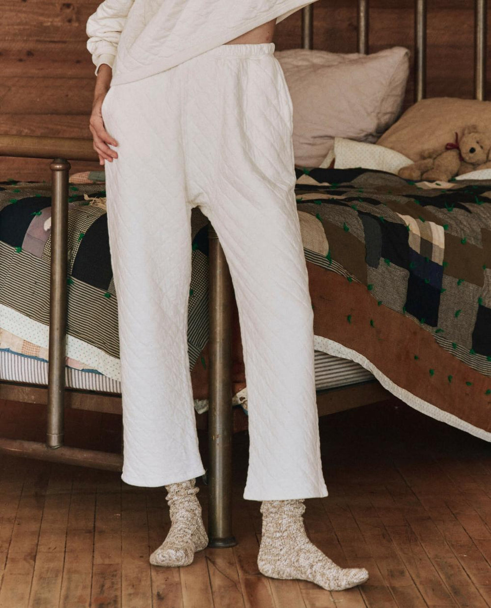 Sleep Bottoms | Women The Great. The Quilted Pajama Pant. Washed White
