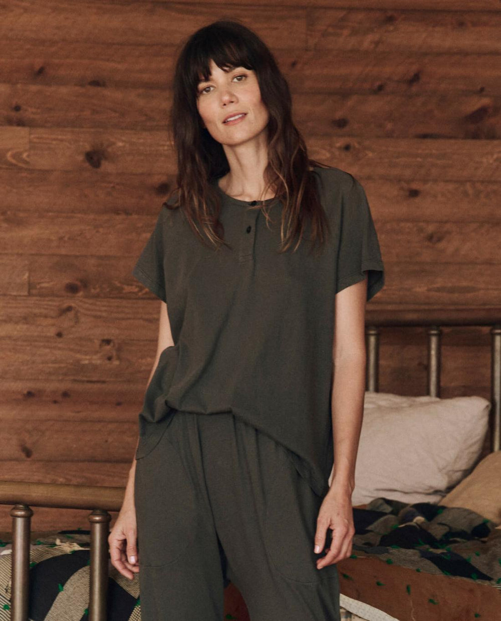 Sleep Tops | Women The Great. The Raglan Sleep Henley. Washed Black