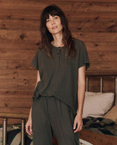 Sleep Tops | Women The Great. The Raglan Sleep Henley. Washed Black