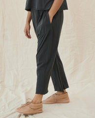 Sweatpants | Women The Great. The Jersey Crop. Washed Black