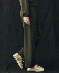 Sweatpants | Women The Great. The Win Sweatpant. Woodland Green