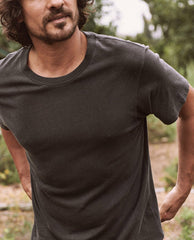 Tees & Sweats | Men The Great. The Men's Slim Tee. Almost Black