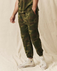 Tees & Sweats | Men The Great. The Men's Stadium Sweatpant. Deep Woods Camo