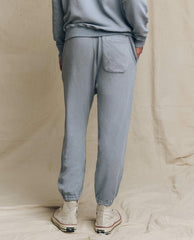 Tees & Sweats | Men The Great. The Men's Stadium Sweatpant. Solid Big Sky
