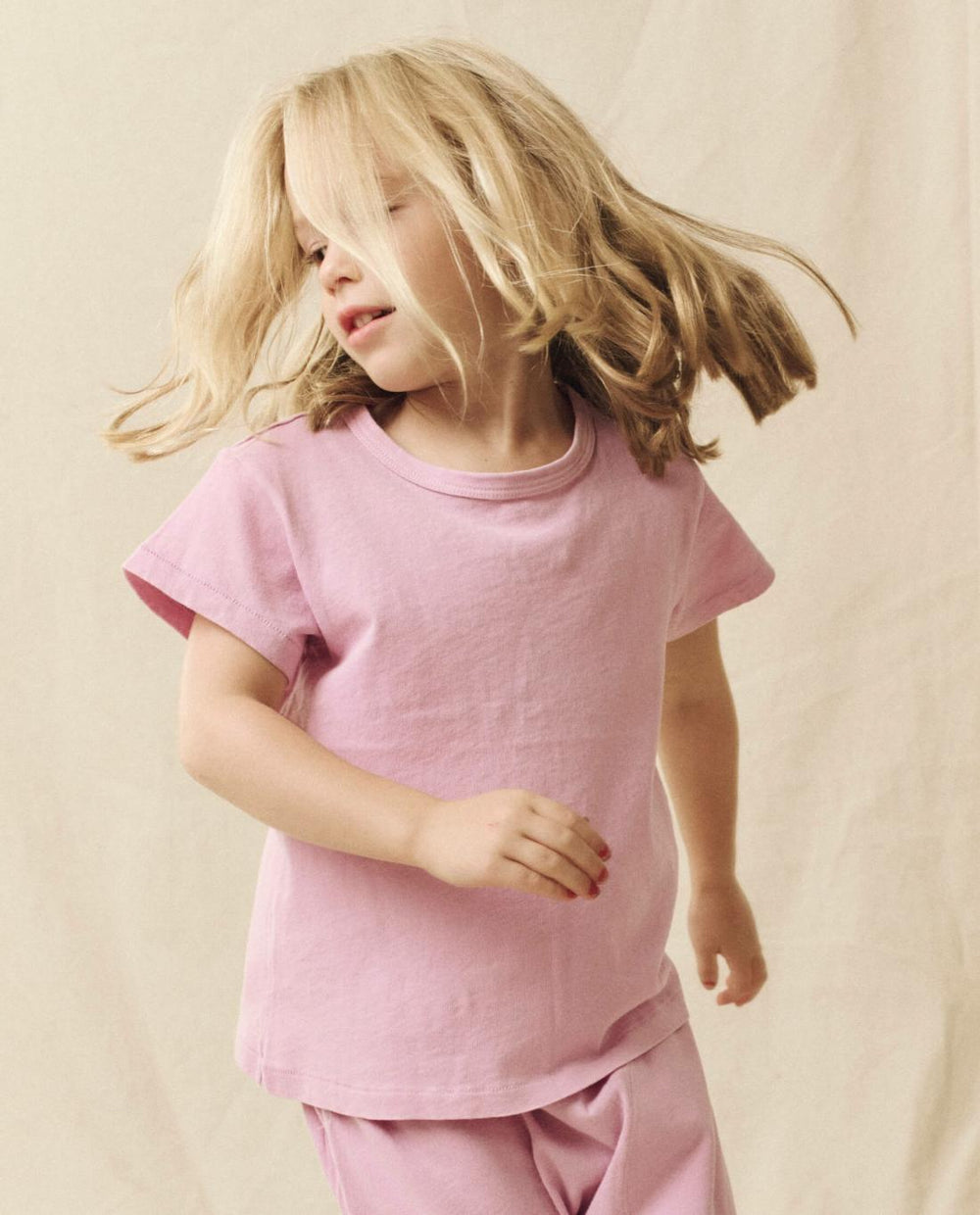 Tees & Sweats | Kids The Great. The Little Boxy Crew. Solid Lilac Blossom