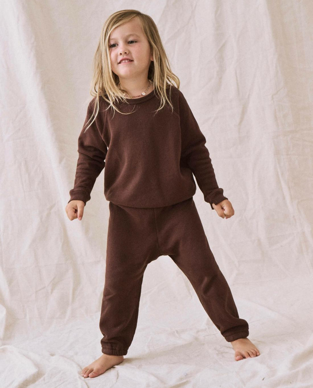 Tees & Sweats | Kids The Great. The Little Stadium Sweatpant. Solid Toasted Walnut