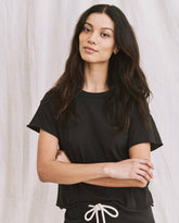Tees | Women The Great. The Crop Tee. Solid Almost Black