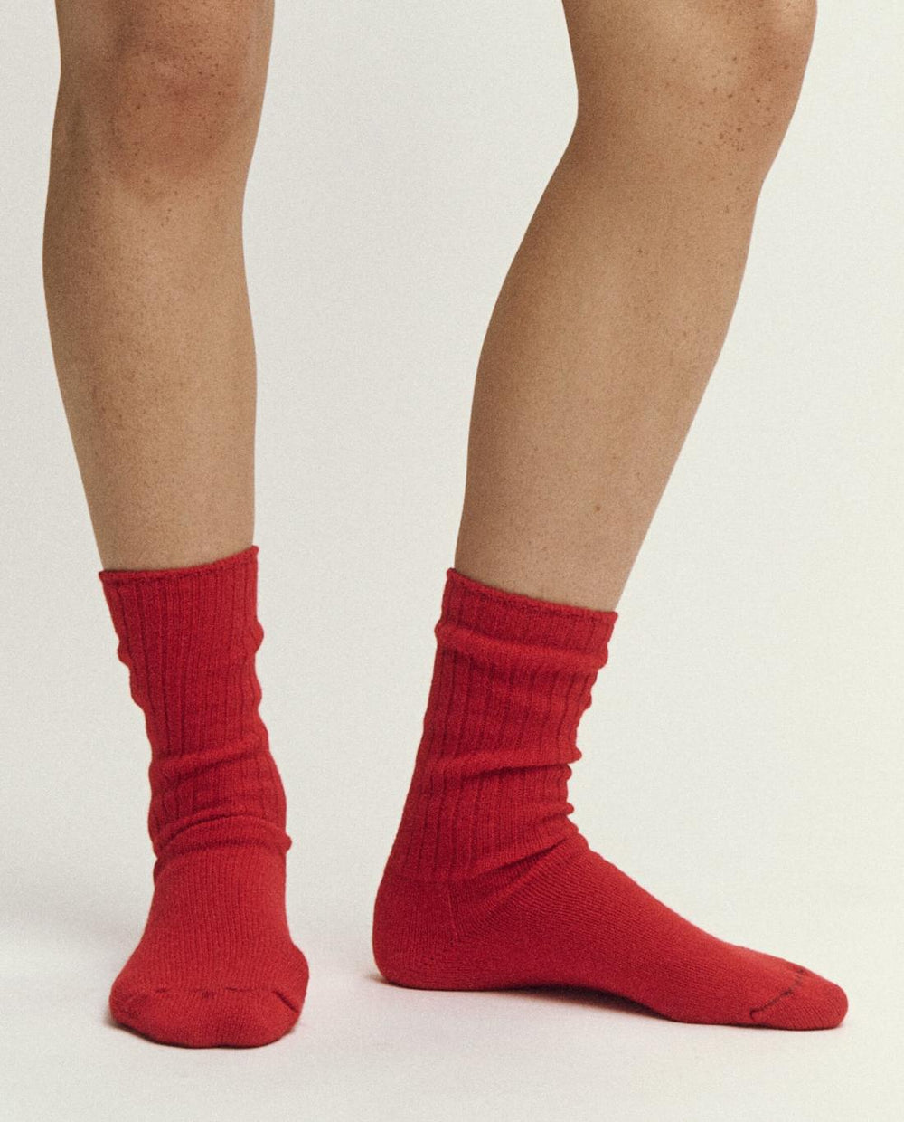 Accessories | Women The Great. The Cashmere Sock. Bright Red