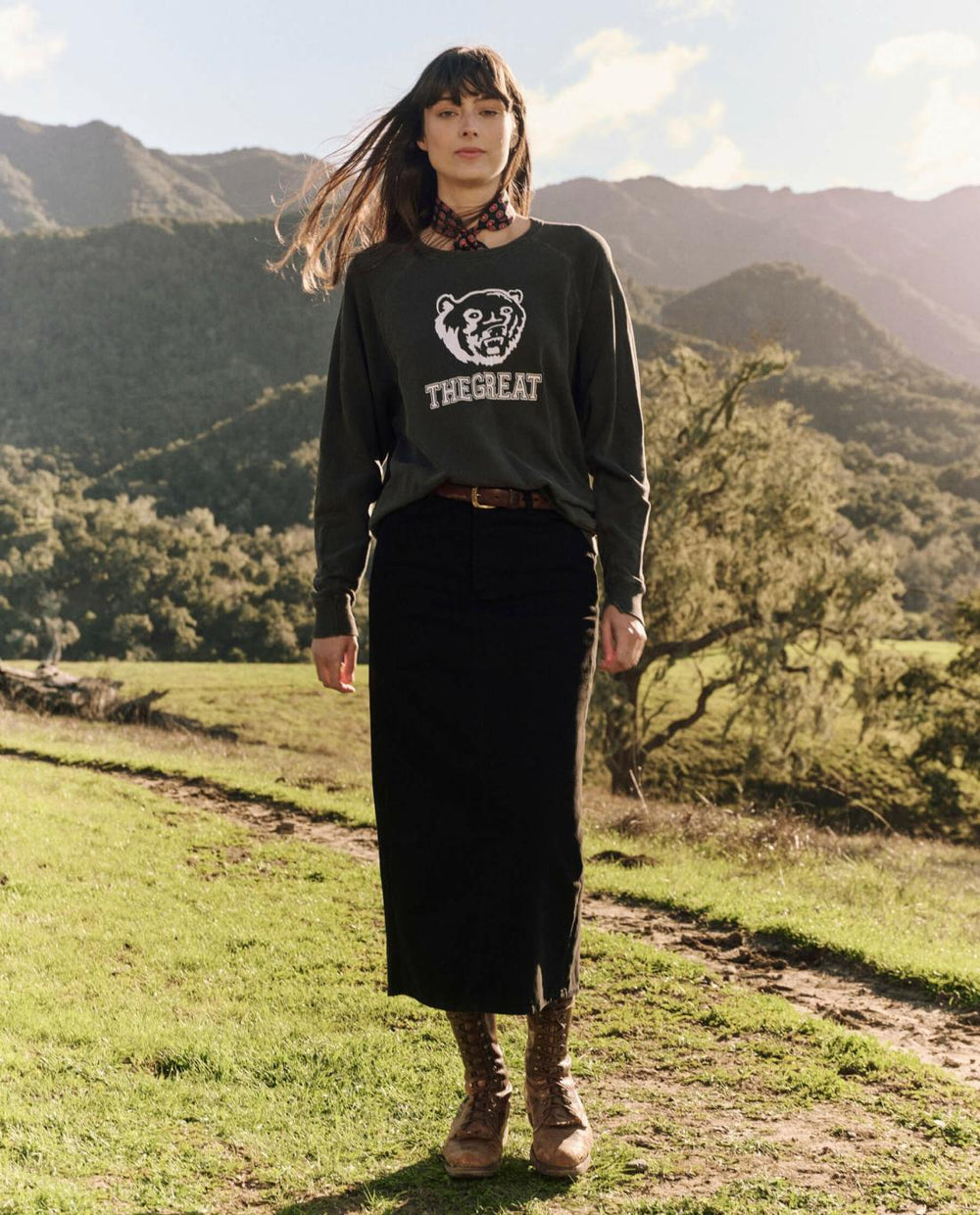 Novelty Tees &amp; Sweats | Women The Great. The College Sweatshirt. Graphic Washed Black With Bear Graphic