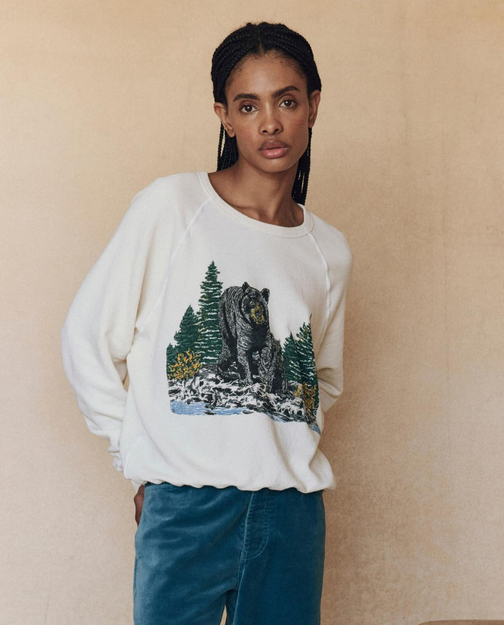 Novelty Tees &amp; Sweats | Women The Great. The College Sweatshirt. Graphic Washed White With Black Bear Graphi