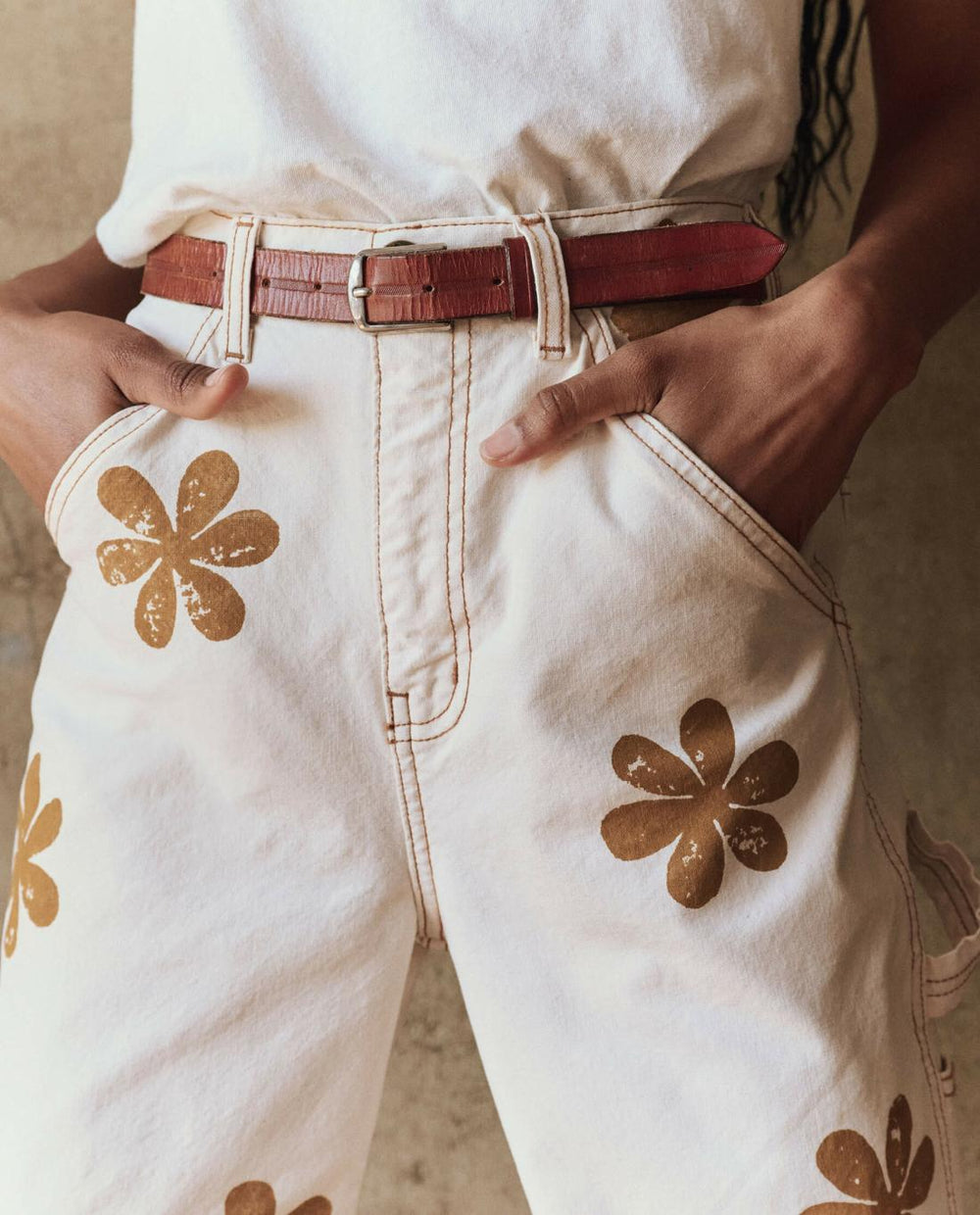 Pants | Women The Great. The Carpenter Pant With Daisy Stamp. Natural