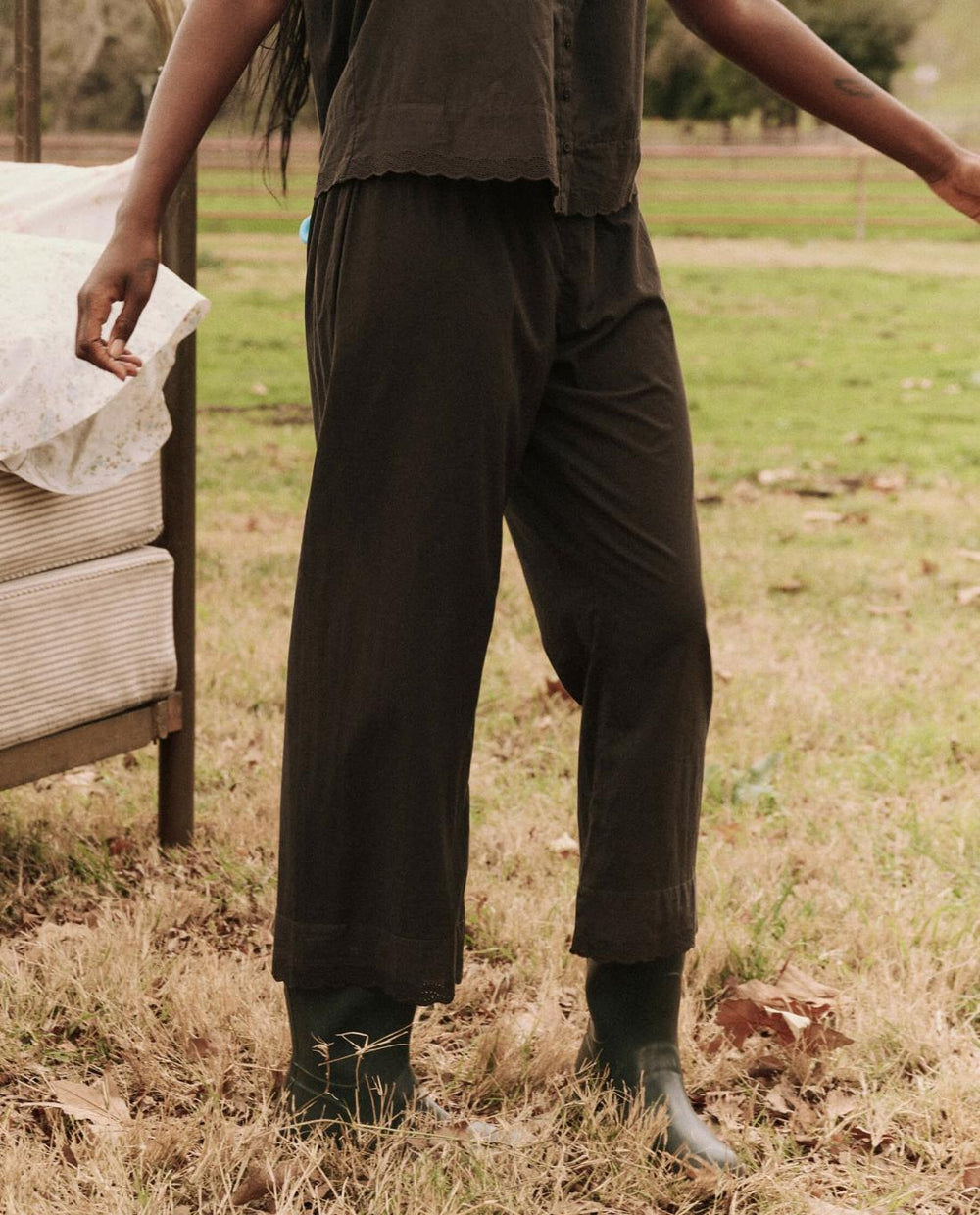 Sleep Bottoms | Women The Great. The Eyelet Easy Sleep Pant. Black