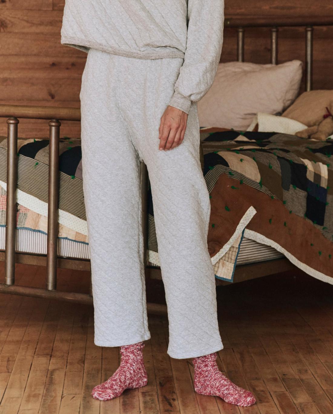 Sleep Bottoms | Women The Great. The Quilted Pajama Pant. Heather Grey
