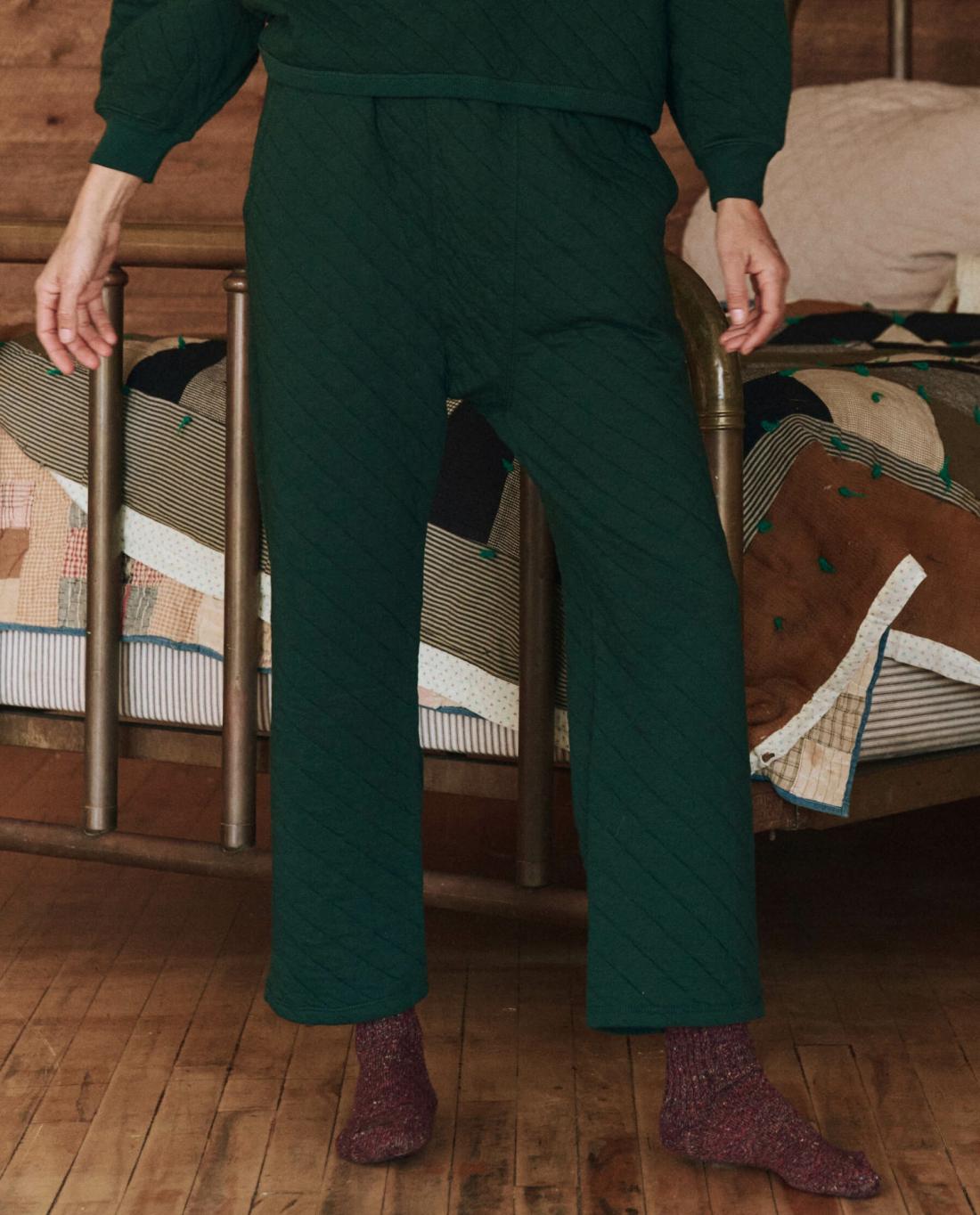 Sleep Bottoms | Women The Great. The Quilted Pajama Pant. Pine