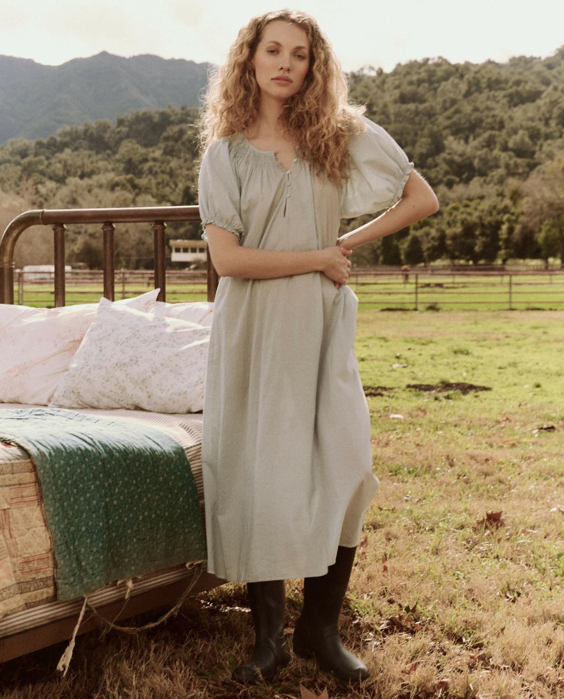 Sleep Dresses | Women The Great. The Smocked Sleep Dress. Blue Star Print