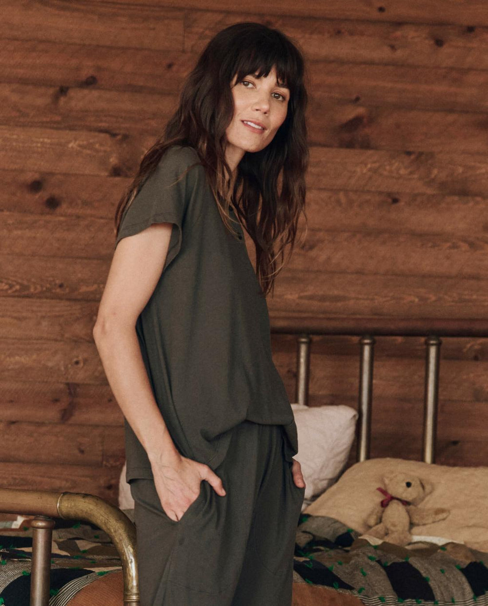 Sleep Tops | Women The Great. The Raglan Sleep Henley. Washed Black