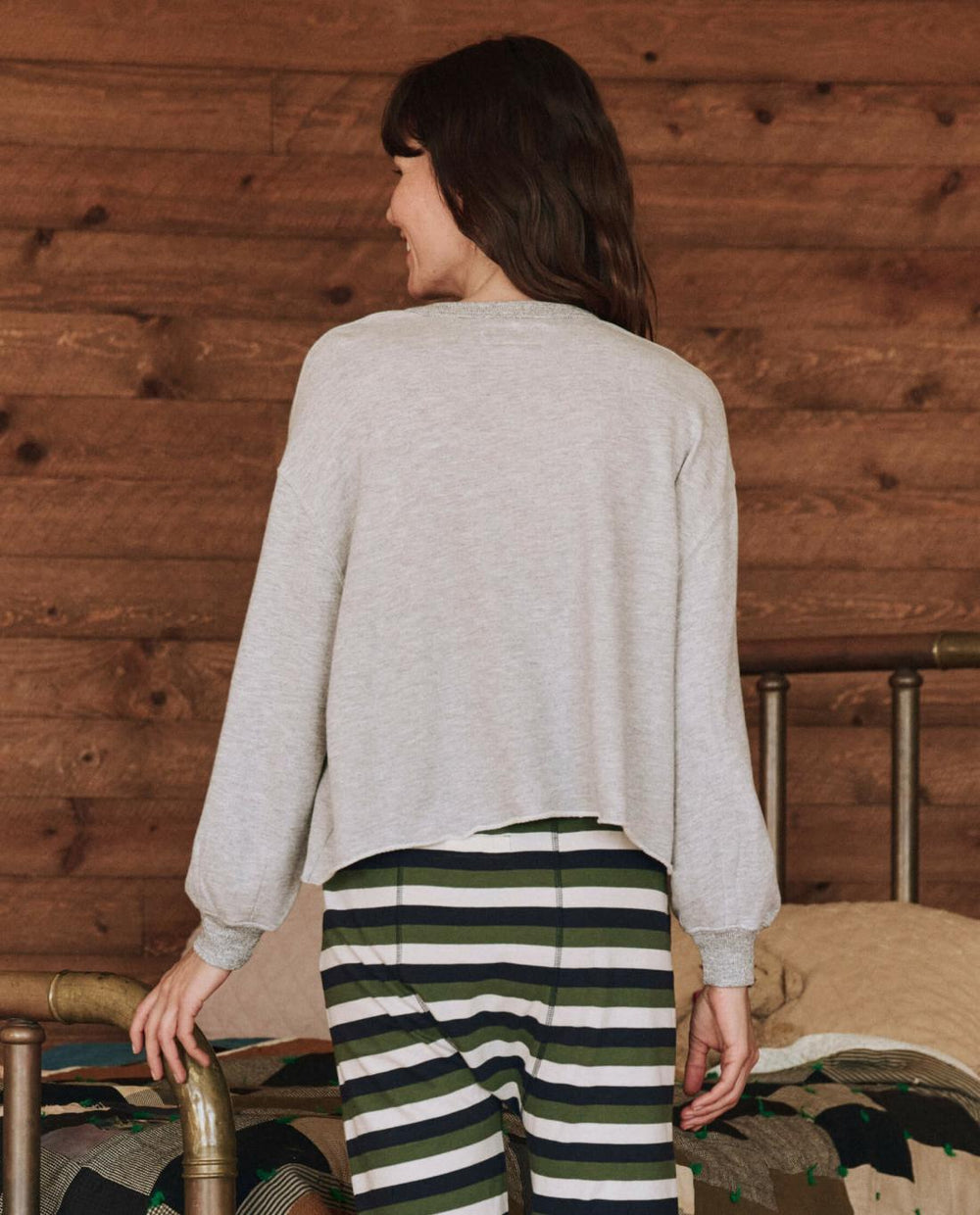 Sleep Tops | Women The Great. The Sleep Cut Off Sweatshirt. Light Heather Grey