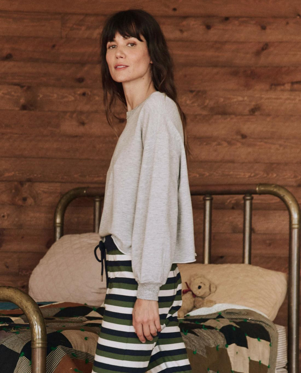 Sleep Tops | Women The Great. The Sleep Cut Off Sweatshirt. Light Heather Grey