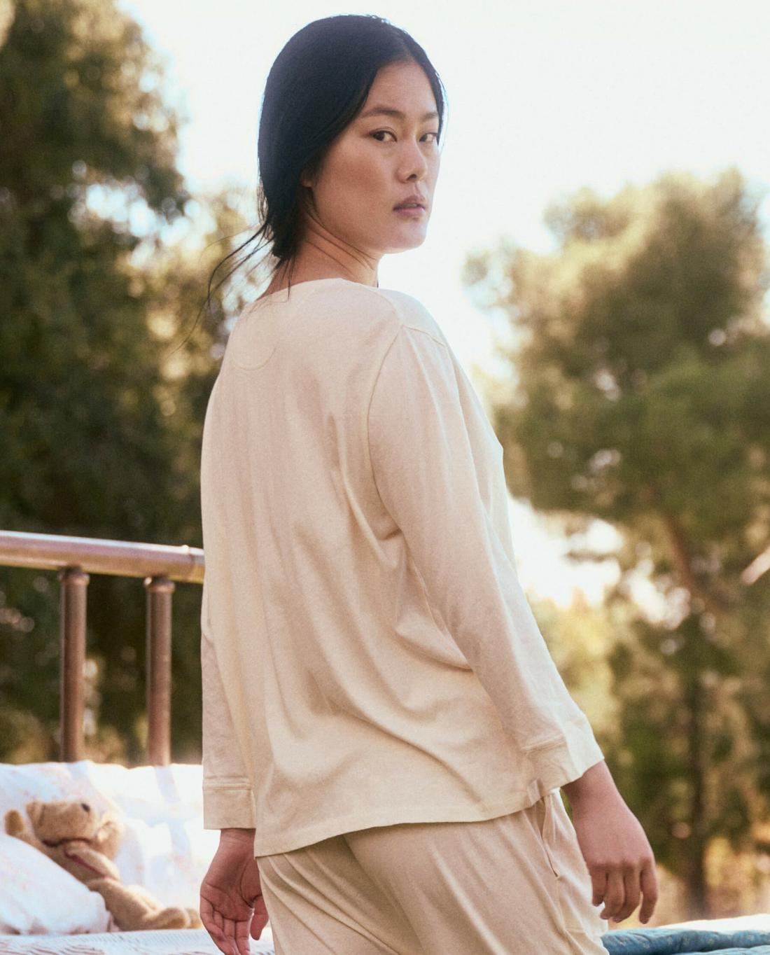 Sleep Tops | Women The Great. The Sleep Henley. Washed White