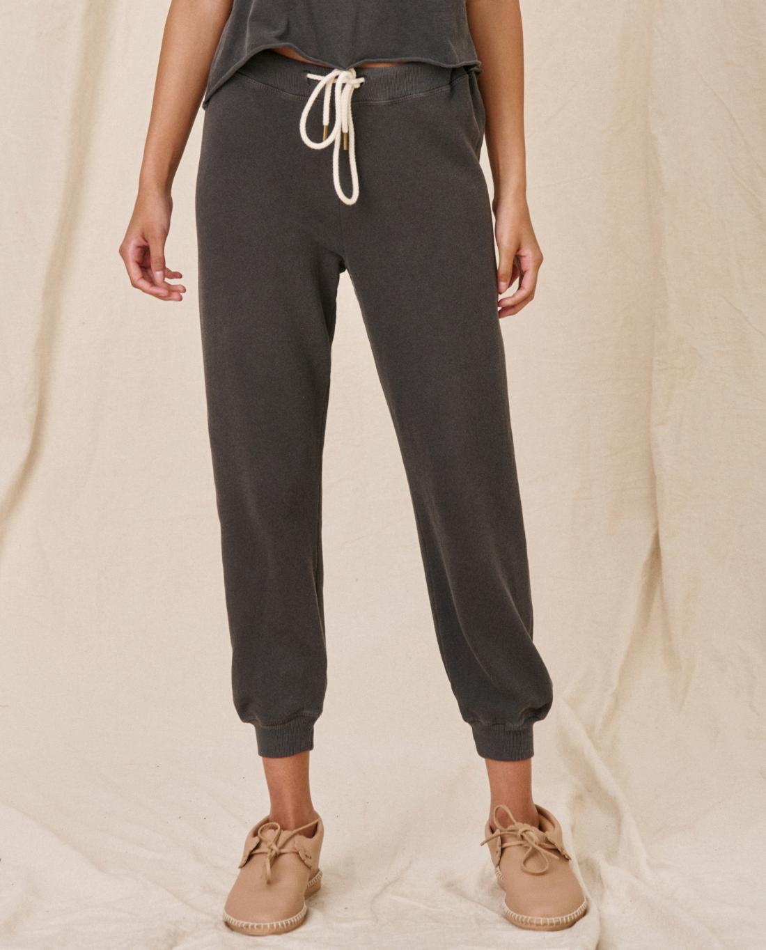Sweatpants | Women The Great. The Cropped Sweatpant. Washed Black