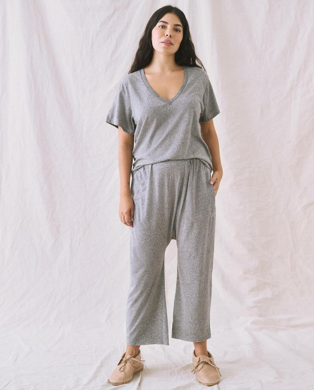 Sweatpants | Women The Great. The Jersey Crop. Heather Grey