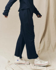 Sweatpants | Women The Great. The Jersey Crop. True Navy