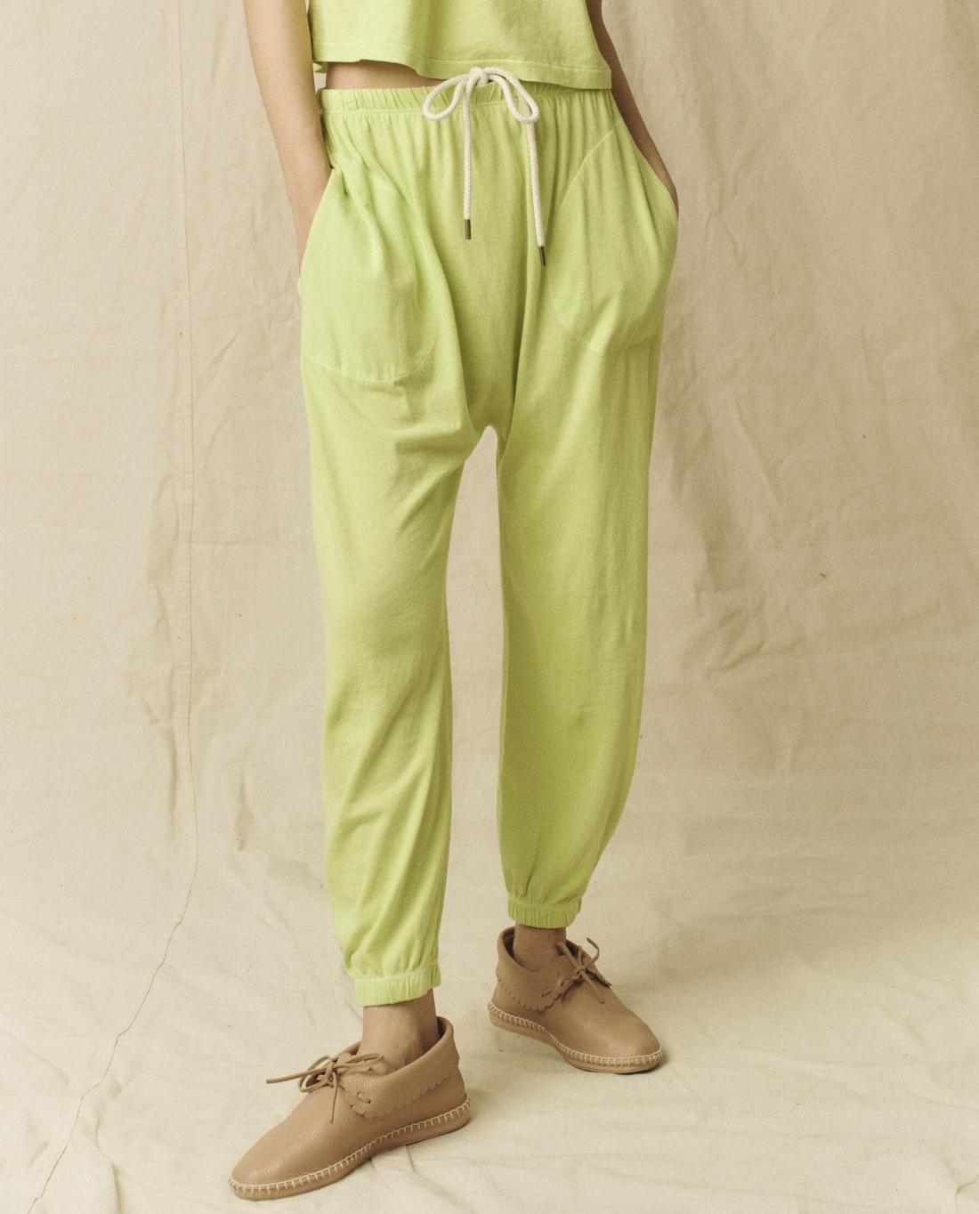 Sweatpants | Women The Great. The Jersey Jogger Pant. Lime Zest