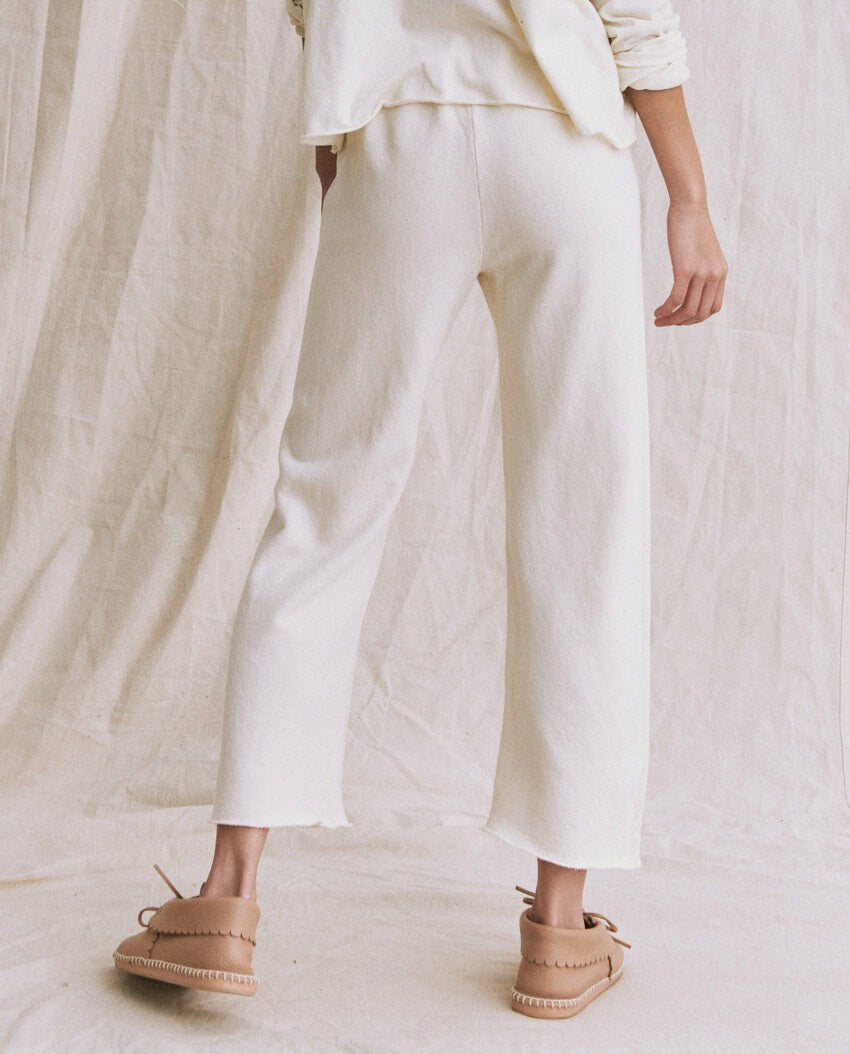 Sweatpants | Women The Great. The Wide Leg Cropped Sweatpant. Washed White