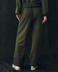 Sweatpants | Women The Great. The Win Sweatpant. Woodland Green