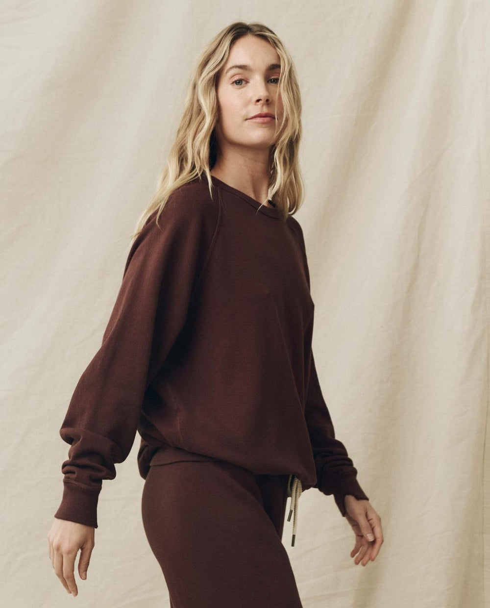 Sweatshirts | Women The Great. The College Sweatshirt. Solid Toasted Walnut