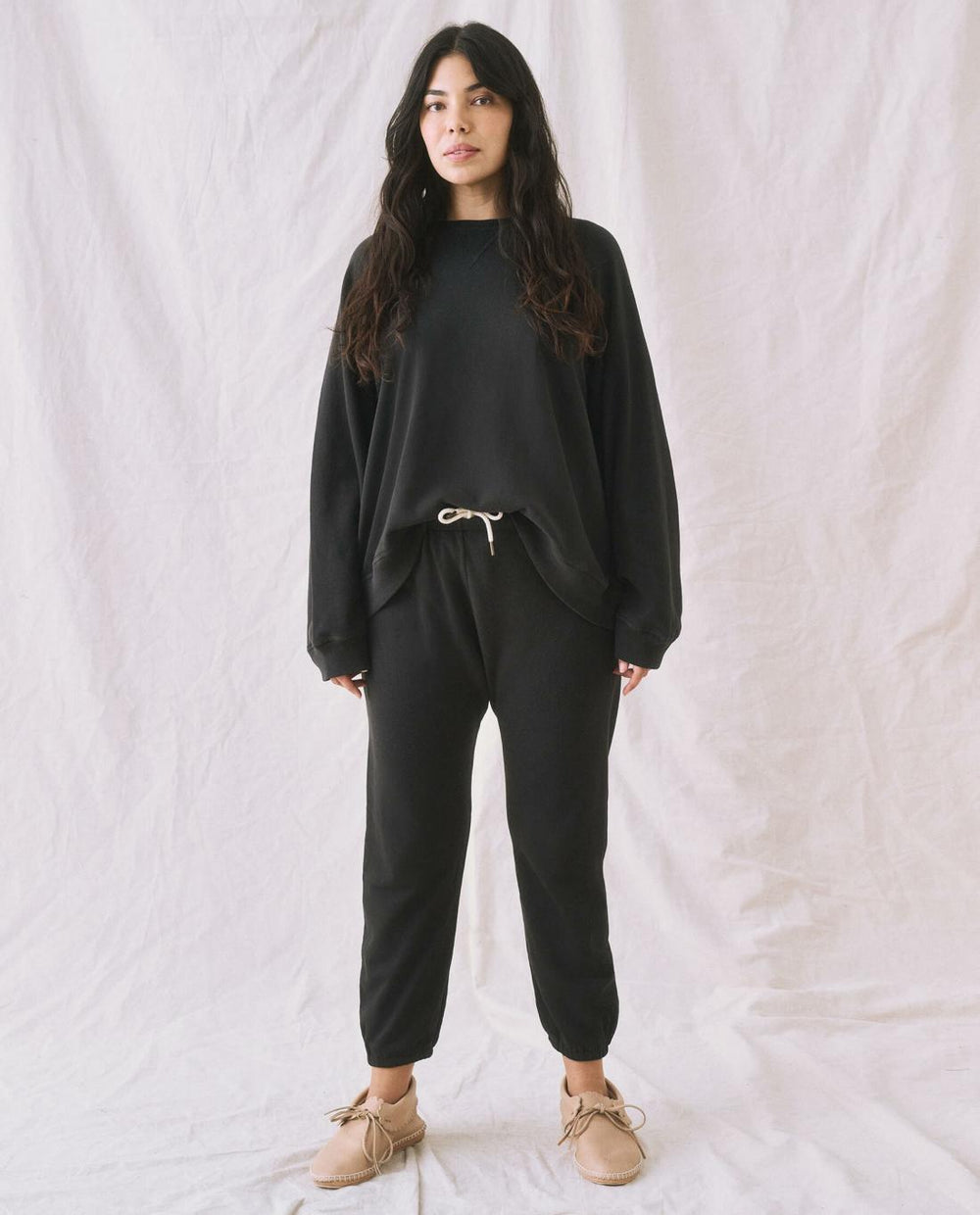 Sweatshirts | Women The Great. The Slouch Sweatshirt. Solid Almost Black