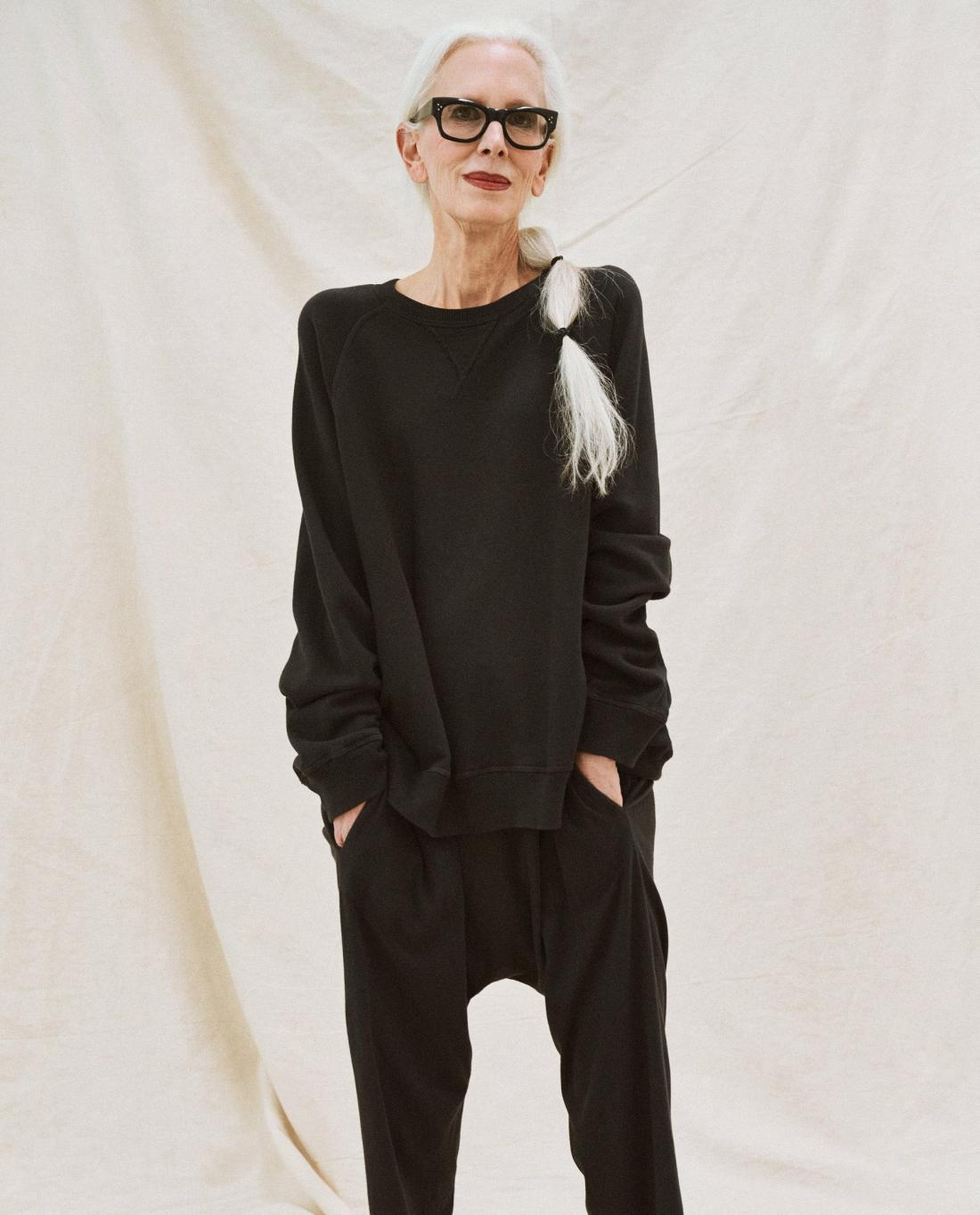 Sweatshirts | Women The Great. The Slouch Sweatshirt. Solid Almost Black