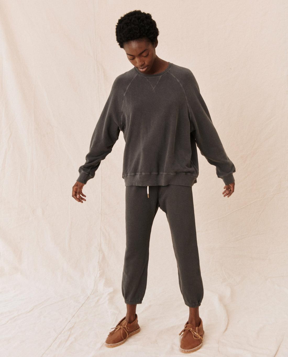Sweatshirts | Women The Great. The Slouch Sweatshirt. Washed Black