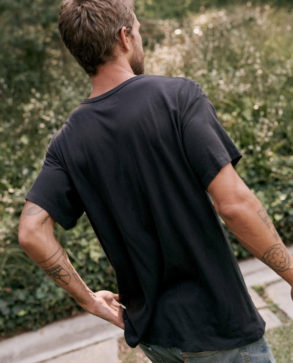 Tees &amp; Sweats | Men The Great. The Men's Boxy Crew. Almost Black