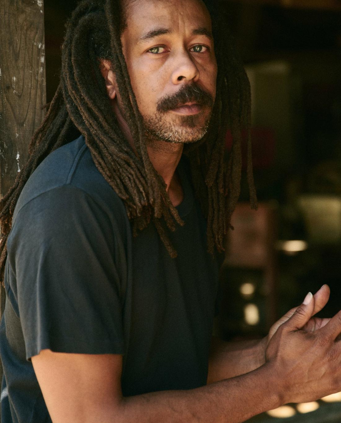 Tees &amp; Sweats | Men The Great. The Men's Boxy Crew. Almost Black