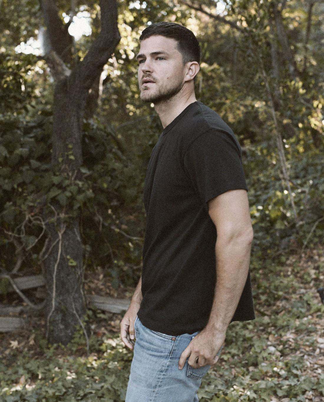 Tees &amp; Sweats | Men The Great. The Men's Boxy Crew. Almost Black