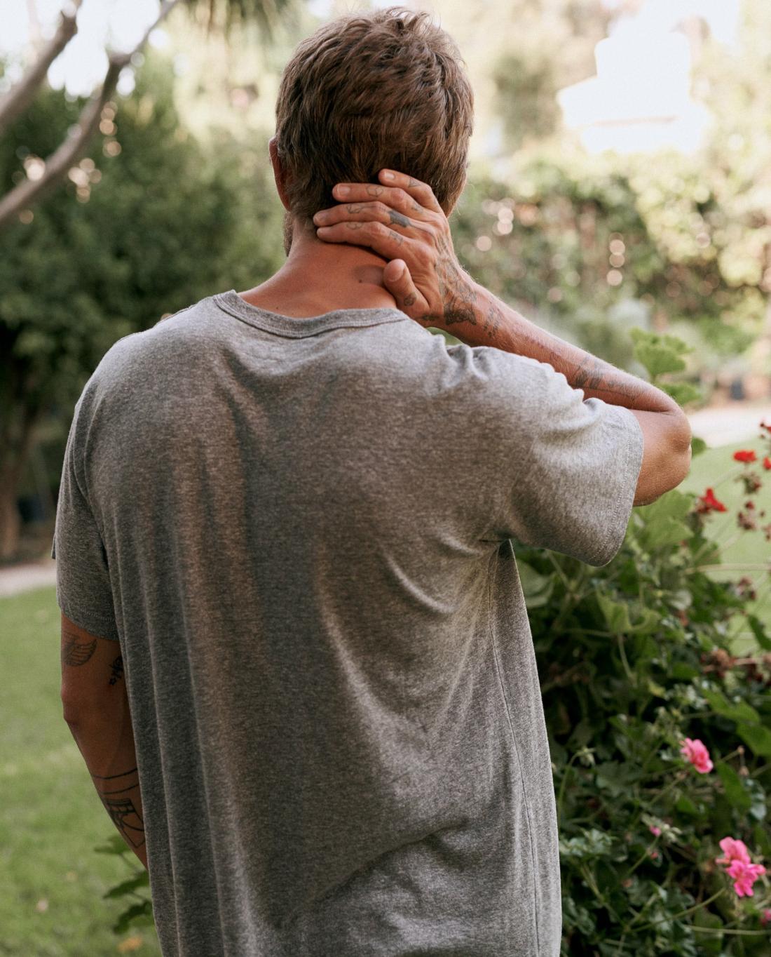 Tees &amp; Sweats | Men The Great. The Men's Boxy Crew. Heather Grey