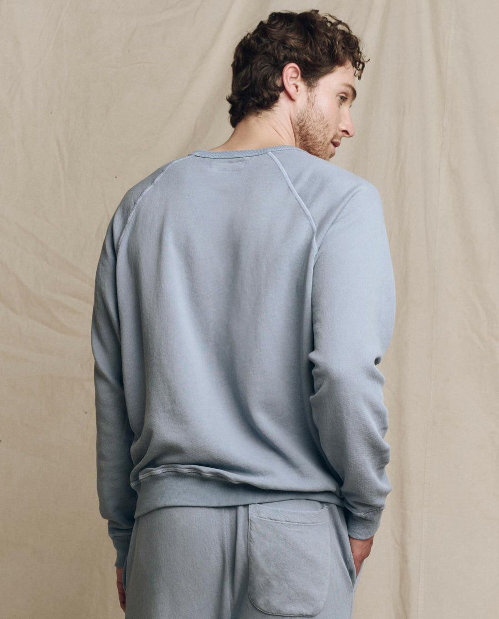 Tees &amp; Sweats | Men The Great. The Men's College Sweatshirt. Solid Big Sky