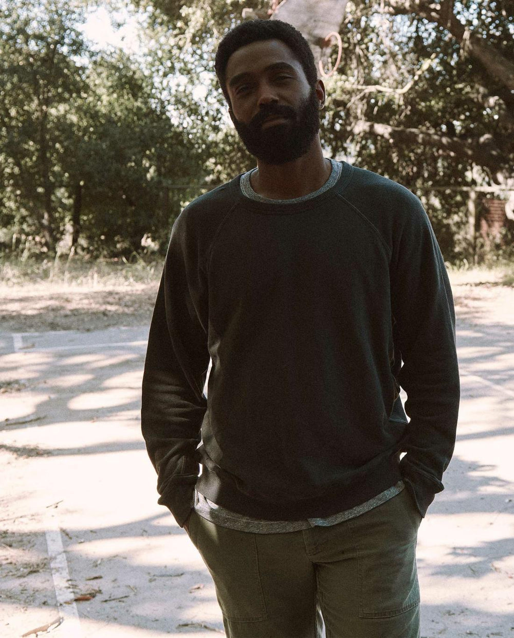 Tees &amp; Sweats | Men The Great. The Men's College Sweatshirt. Washed Black