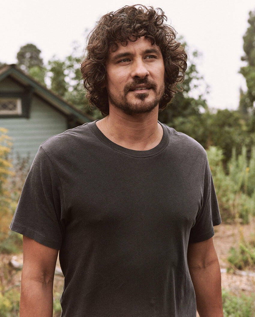 Tees &amp; Sweats | Men The Great. The Men's Slim Tee. Almost Black