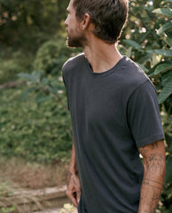 Tees &amp; Sweats | Men The Great. The Men's Slim Tee. Washed Black