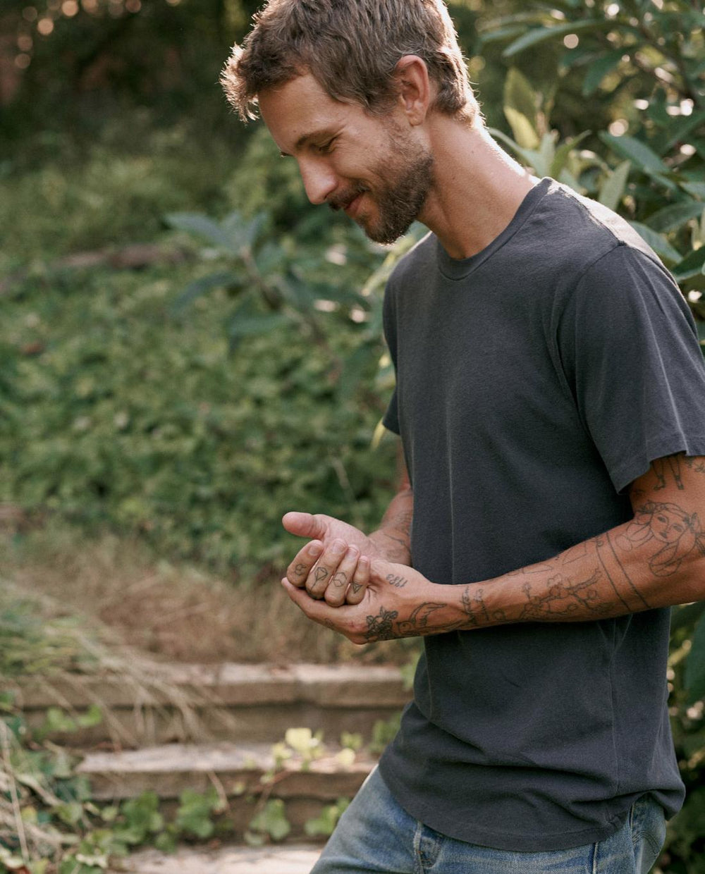 Tees &amp; Sweats | Men The Great. The Men's Slim Tee. Washed Black