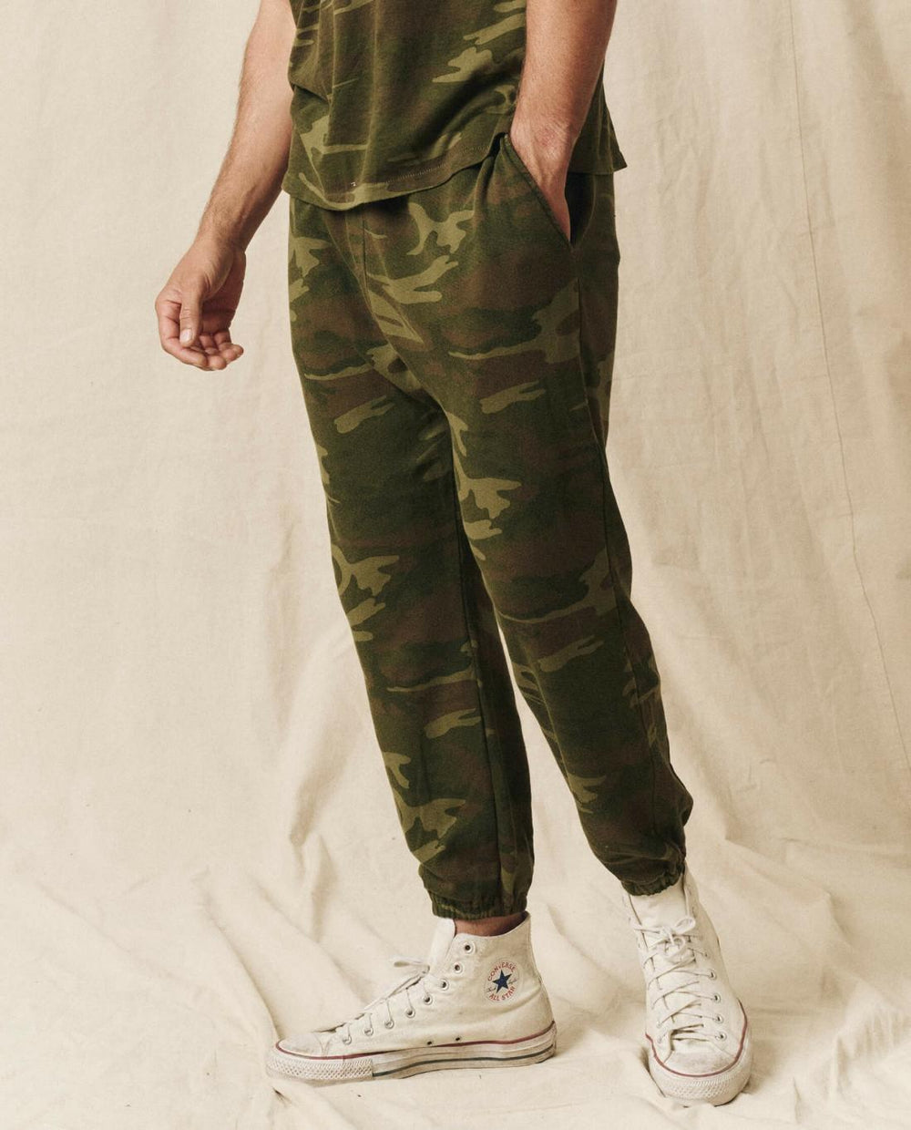 Tees &amp; Sweats | Men The Great. The Men's Stadium Sweatpant. Deep Woods Camo