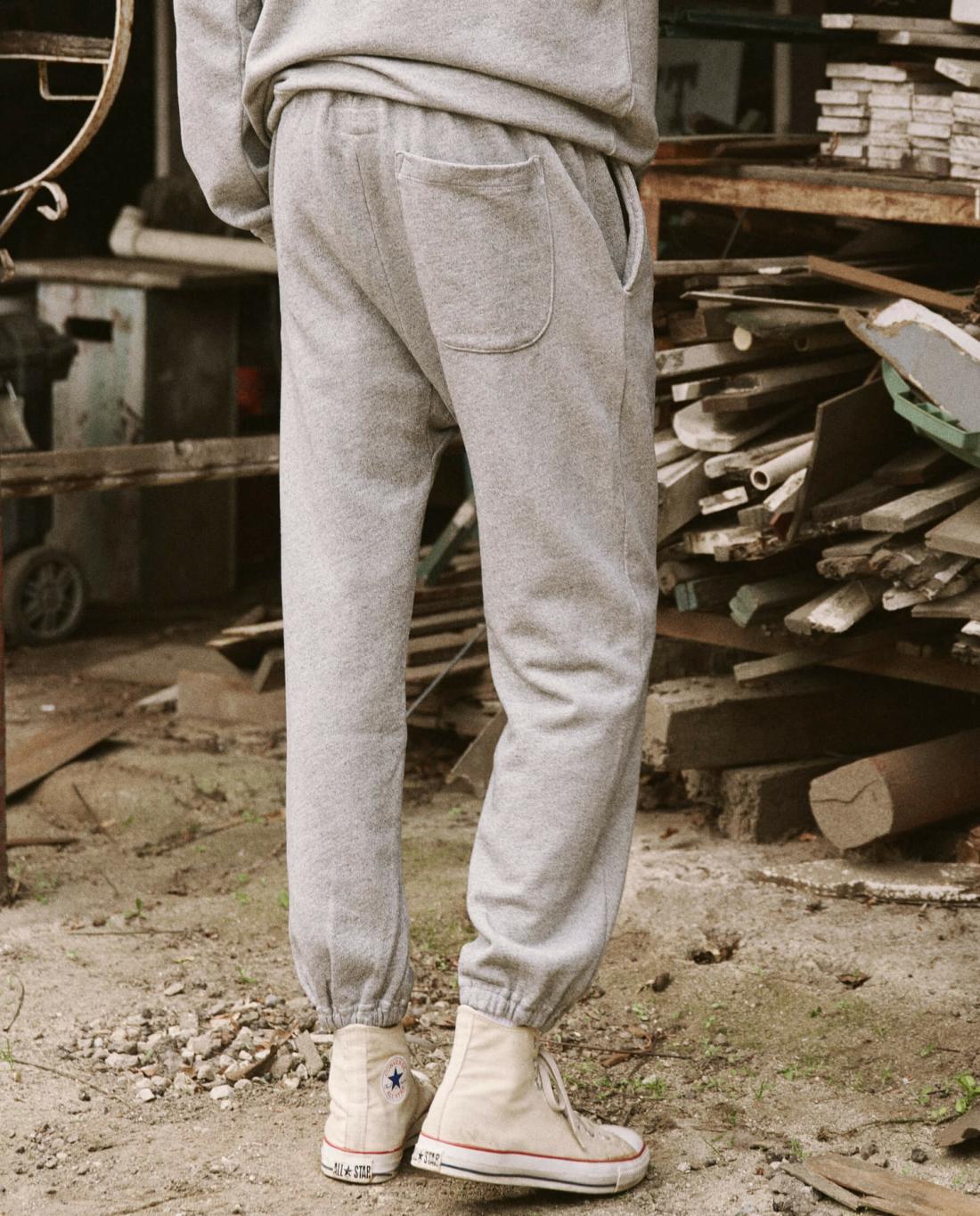 Tees &amp; Sweats | Men The Great. The Men's Stadium Sweatpant. Varsity Grey