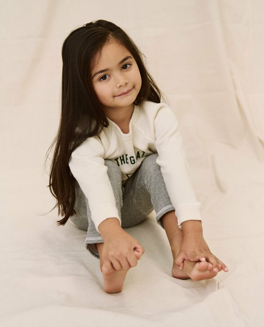 Tees &amp; Sweats | Kids The Great. The Little College Sweatshirt. Graphic Washed White With Hornet Gra