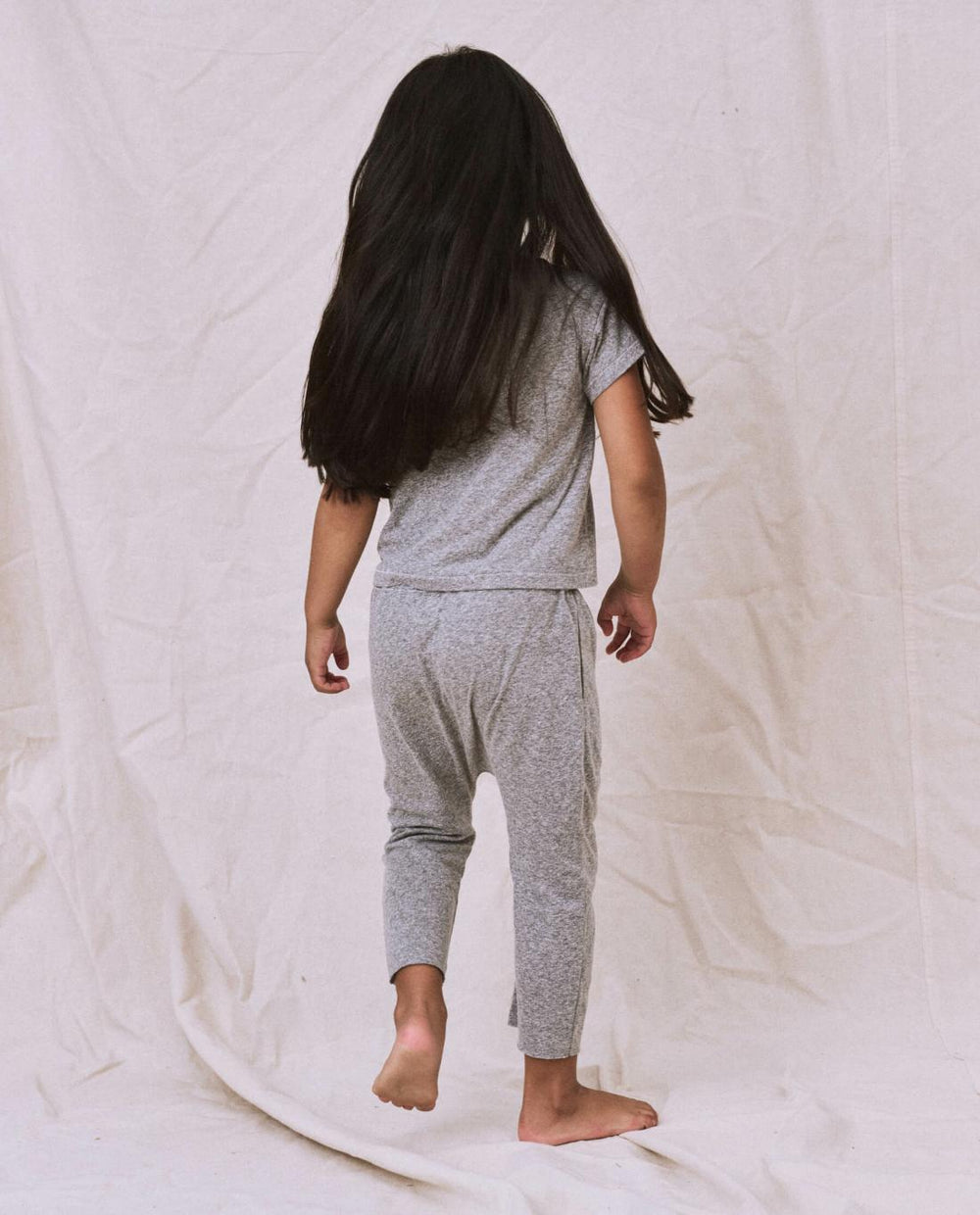 Tees &amp; Sweats | Kids The Great. The Little Jersey Crop. Heather Grey