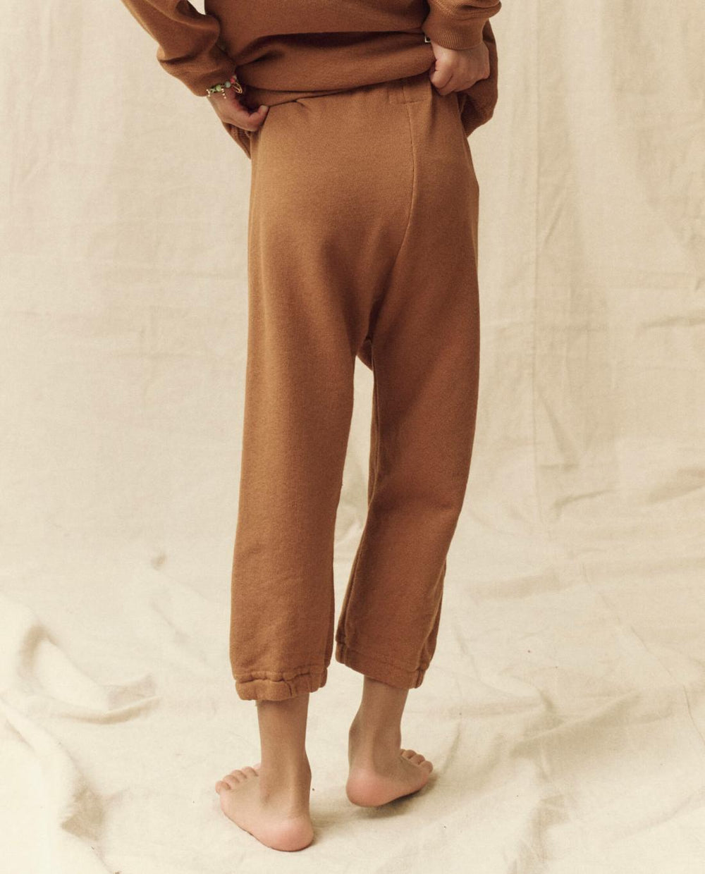 Tees &amp; Sweats | Kids The Great. The Little Stadium Sweatpant. Solid Bright Maple